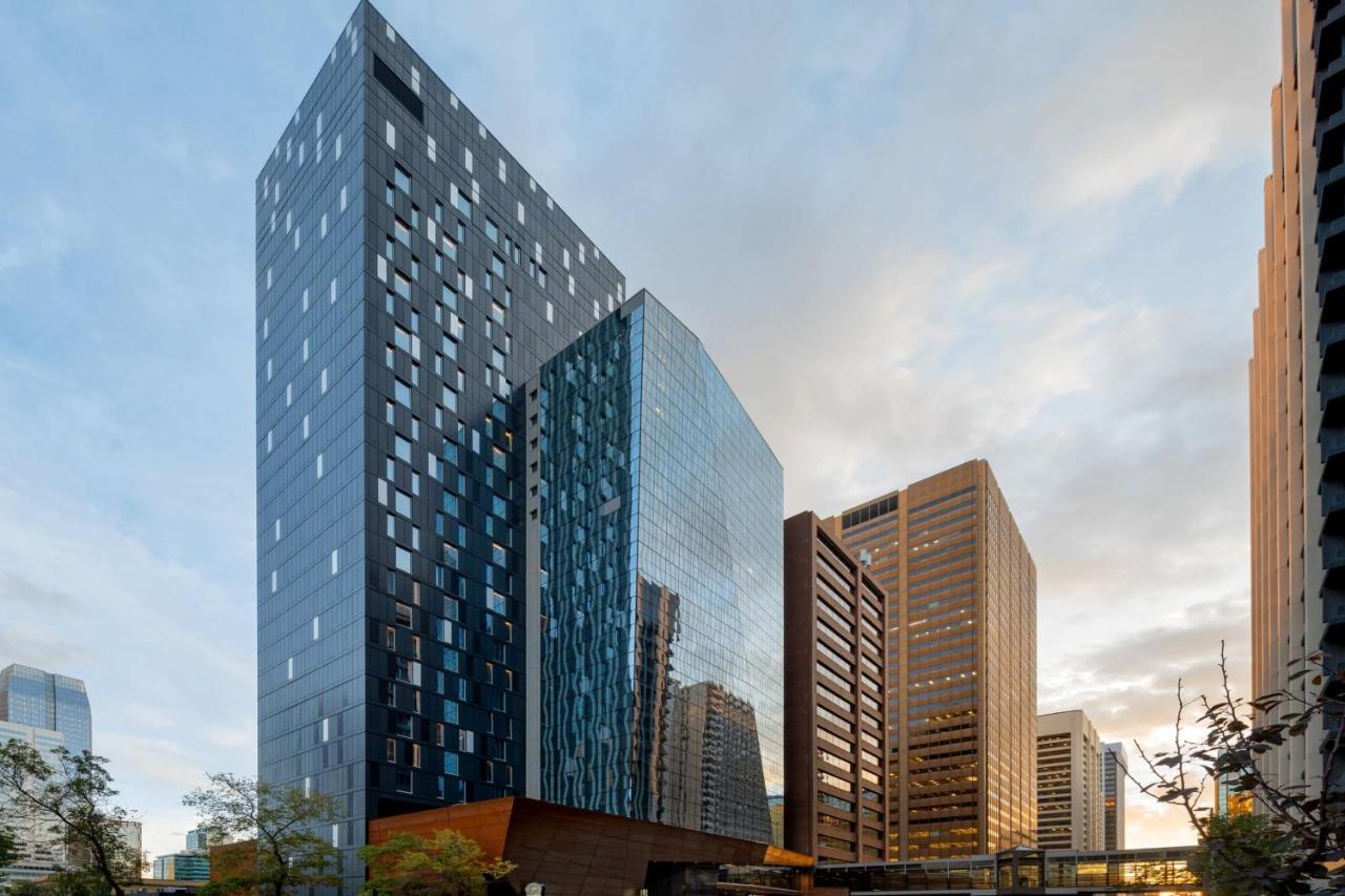 Courtyard By Marriott Calgary Downtown Hotel Ngoại thất bức ảnh
